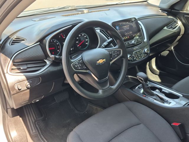 Used 2025 Gray Chevrolet LT image 29
