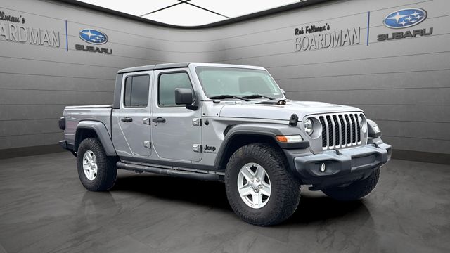  2020 Jeep Gladiator Sport Crew Cab 4WD   