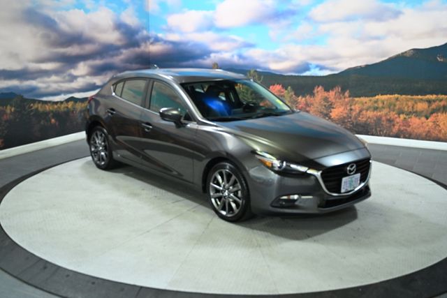 2018 Mazda MAZDA3 Grand Touring Hatchback