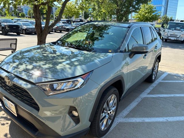 2021 Toyota RAV4 XLE Premium