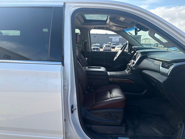 2019 Iridescent Pearl Tricoat Chevrolet Suburban Premier 4X4 SUV