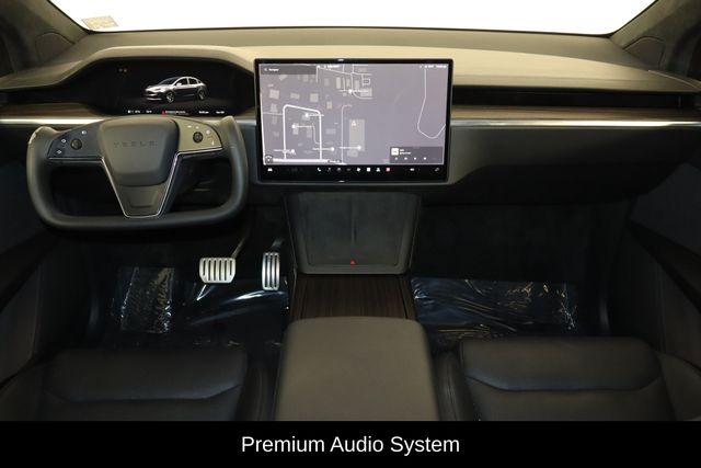 View vehicle photo 7
