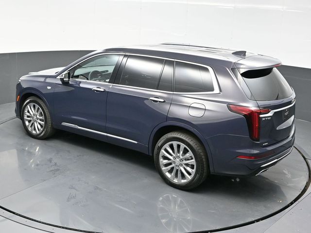 2025 Cadillac XT6 Premium Luxury photo