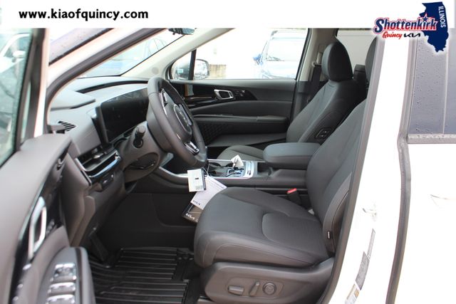 New 2026 Kia Carnival MPV Van