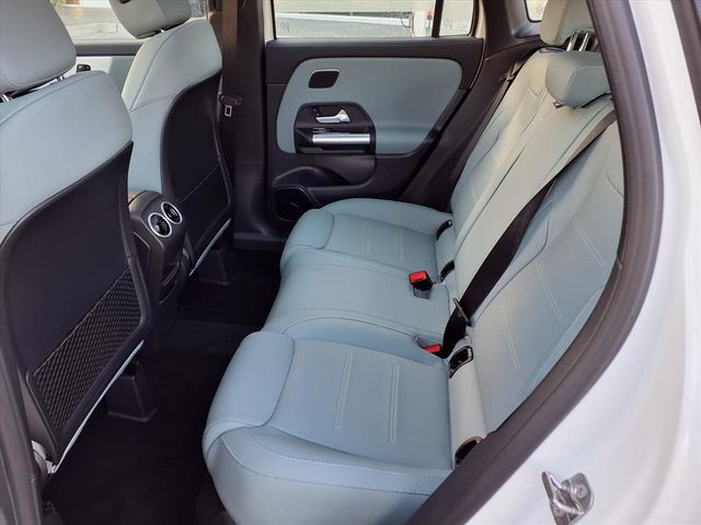 New 2026 White Mercedes-Benz GLA 35 AMG® image 18