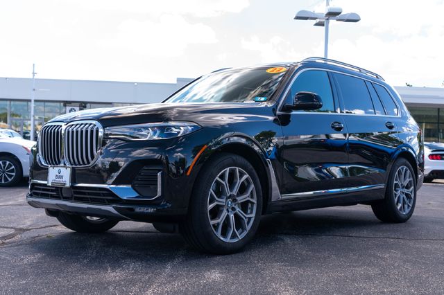 Jet Black 2022 BMW X7 xDrive40i AWD SUV / Crossover All-Wheel Drive 8-Speed Automatic