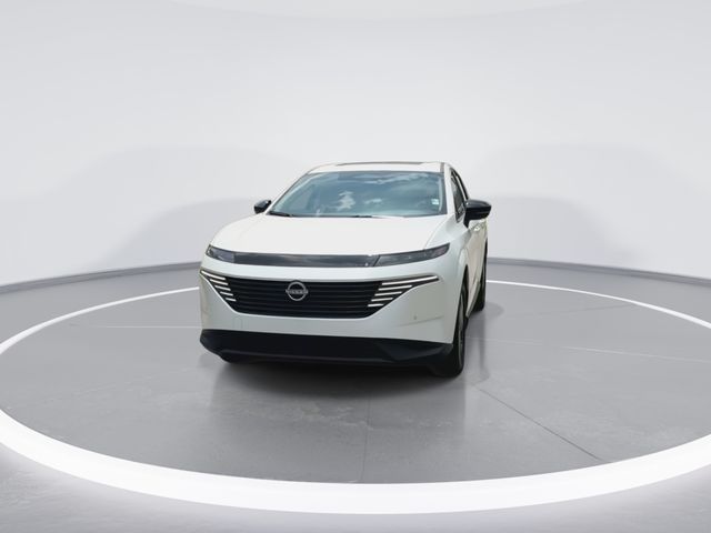Used 2025 White Nissan SL image 4