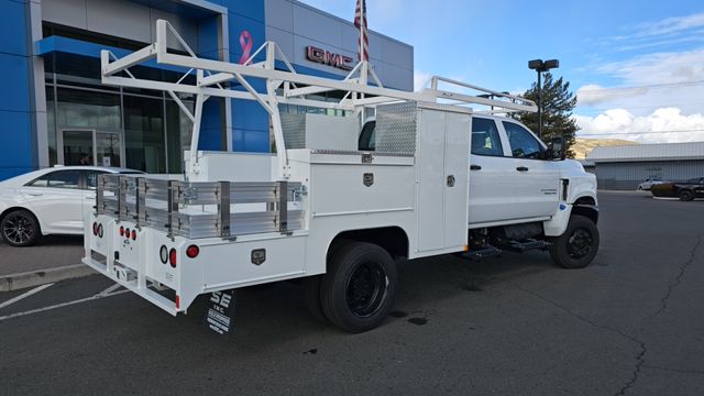 2023 Chevrolet Silverado 4500HD Work Truck 2