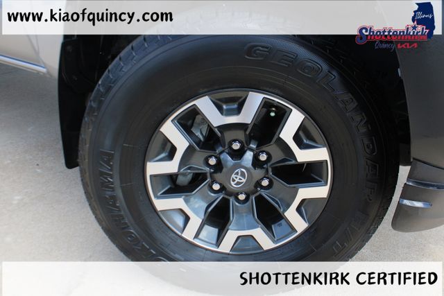 Used 2018 Toyota Tacoma Truck
