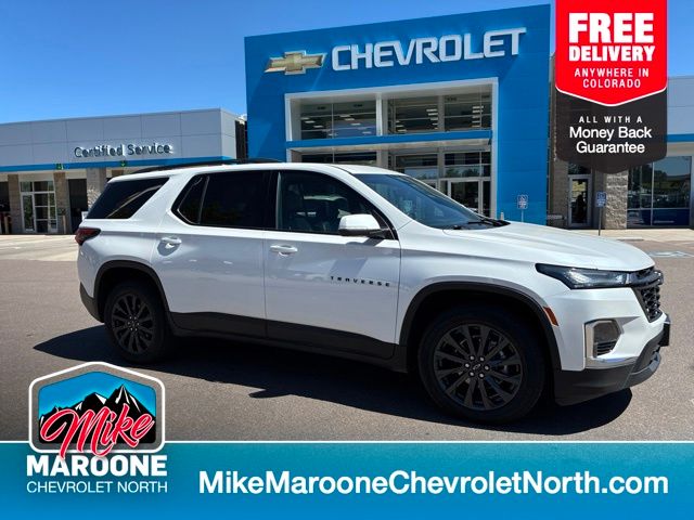 White (Iridescent Pearl Tricoat) 2022 Chevrolet Traverse SUV / Crossover Four-Wheel Drive 9-Speed Automatic