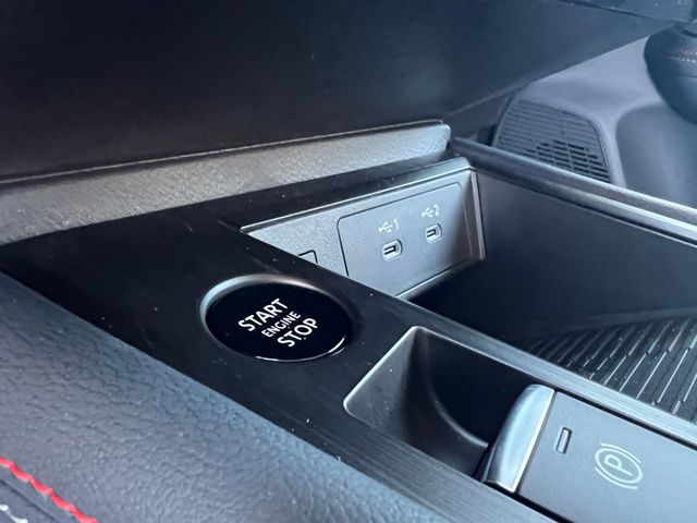 2025 Gun Metallic Nissan Kicks SR FWD SUV