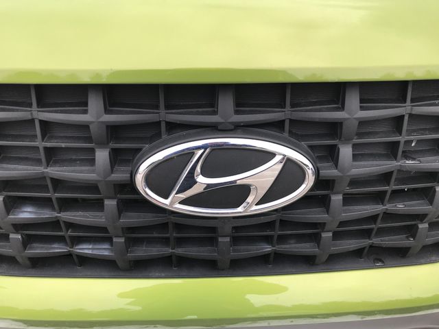 2022 Hyundai Venue SE 2