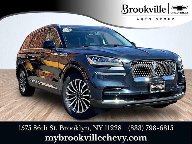 Flight Blue Metallic Clearcoat 2023 Lincoln Aviator SUV / Crossover All-Wheel Drive Automatic
