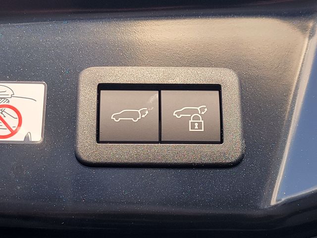 2026 Toyota Prius Limited - Photo 22