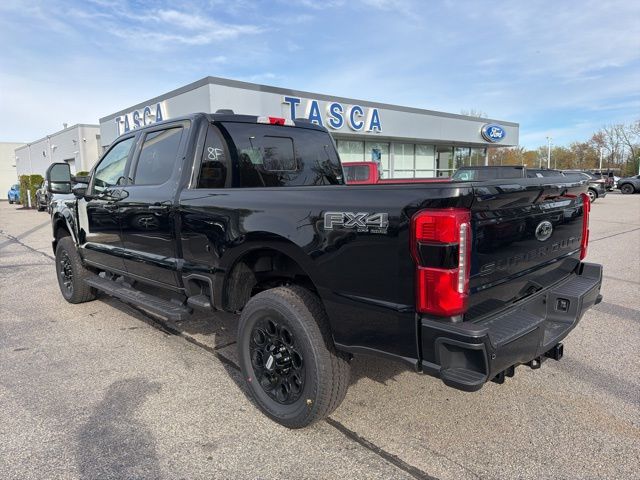 New 2026 Black Ford XLT image 5