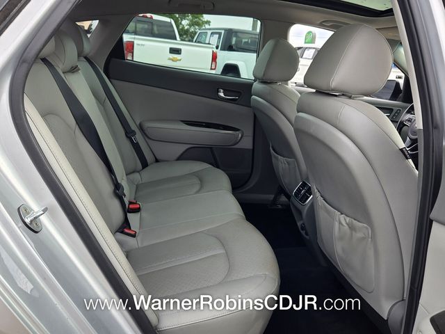 Used 2016 Silver Kia EX image 16