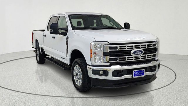 Oxford White 2024 Ford F-250 Super Duty XLT SuperCab 4WD Pickup Truck Four-Wheel Drive Automatic