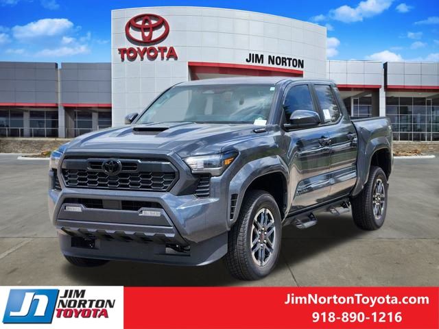 2025 Toyota Tacoma TRD Sport Double Cab photo 2