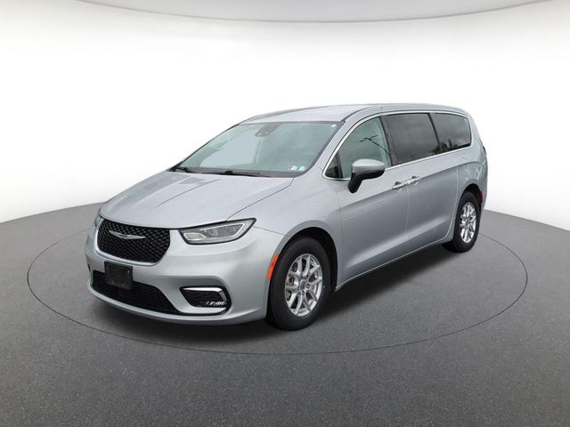 used 2023 Chrysler Pacifica car, priced at $23,790