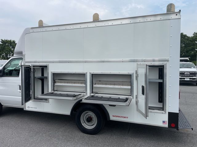 2026 Ford E-Series E-350 SD