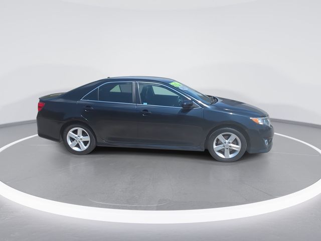 Used 2013 Cosmic Gray Mica Toyota SE image 9