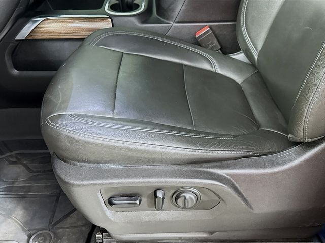 2019 Black Chevrolet Silverado 1500 LT Trail Boss 4X4 Truck