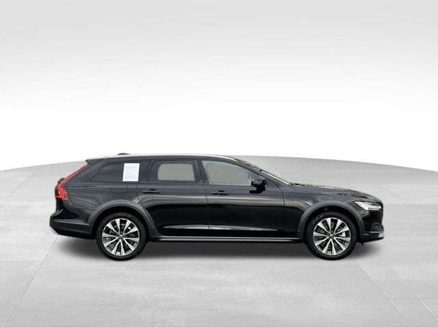 2024 Volvo V90 Cross Country B6 6