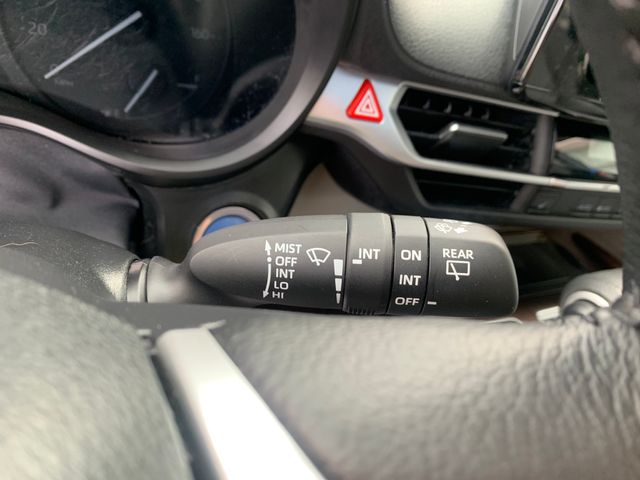 Used 2024 Toyota Sienna Van