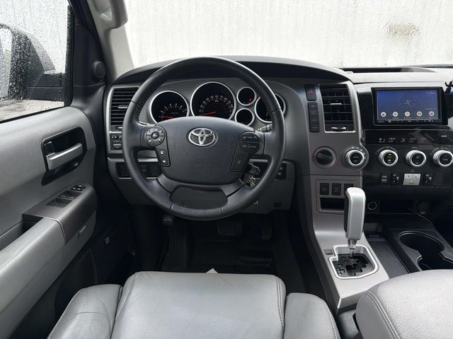 2013 Toyota Sequoia - Image 13