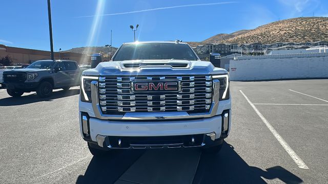 2024 GMC Sierra 2500HD Denali 8