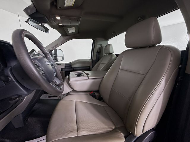 2022 Ford F-350SD XL photo