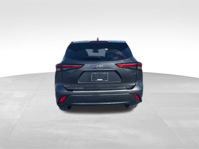used 2023 Toyota Highlander car, priced at $39,529