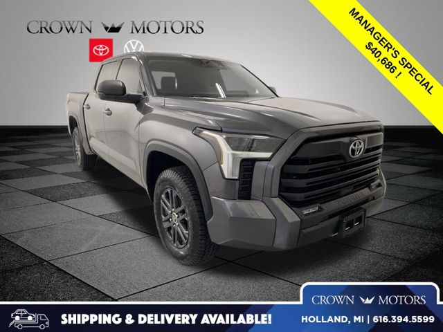 Toyota Tundra SR5 CrewMax Cab 4WD