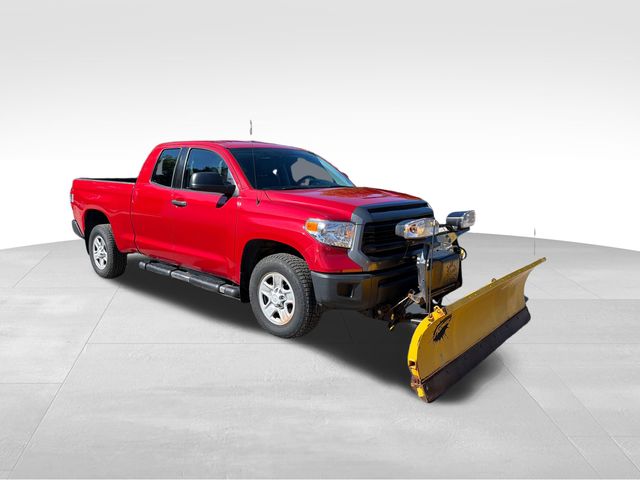 Barcelona Red Metallic 2017 Toyota Tundra Pickup Truck Four-Wheel Drive 6-Speed Automatic Overdrive