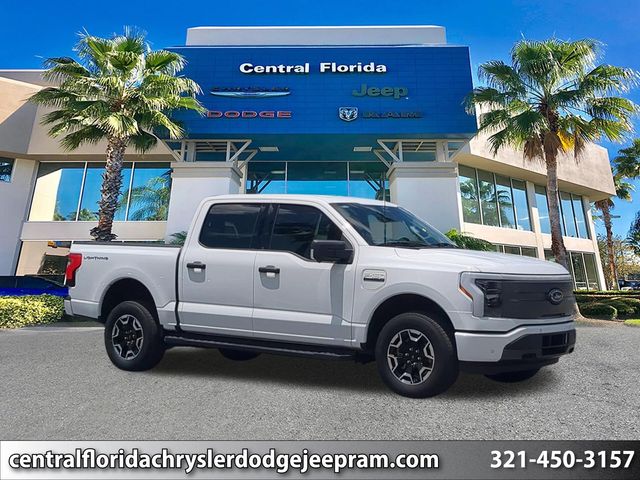 2023 Ford F-150 Lightning XLT SuperCrew AWD