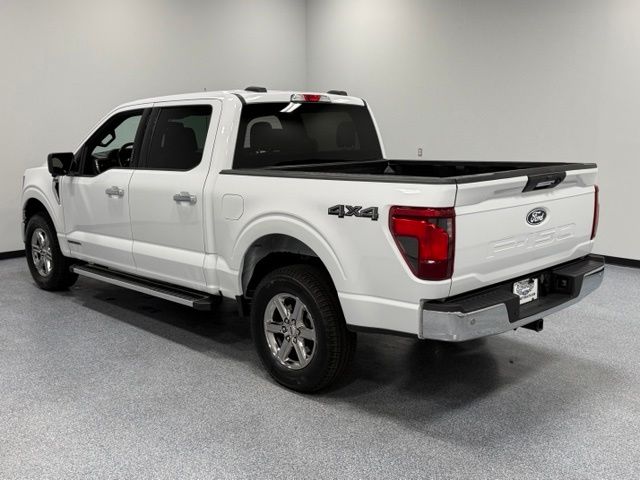 Used 2024 White Ford XLT image 6
