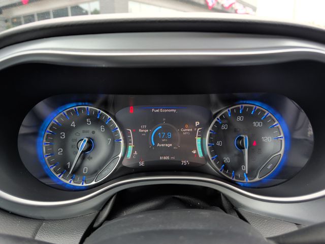 Used 2019 Chrysler Pacifica Van