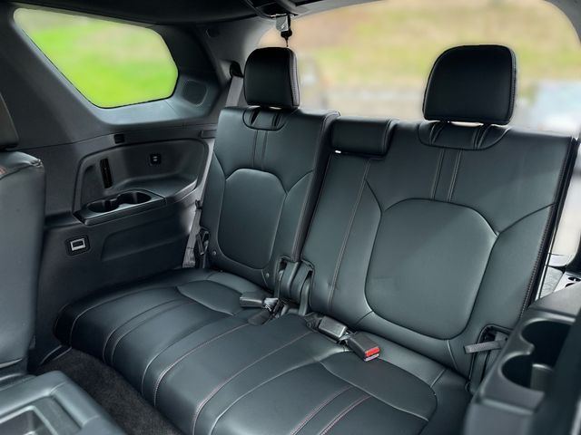 Certified Used 2025 Black Honda Black Edition image 26