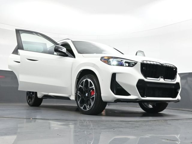 New 2026 White BMW M35i image 43