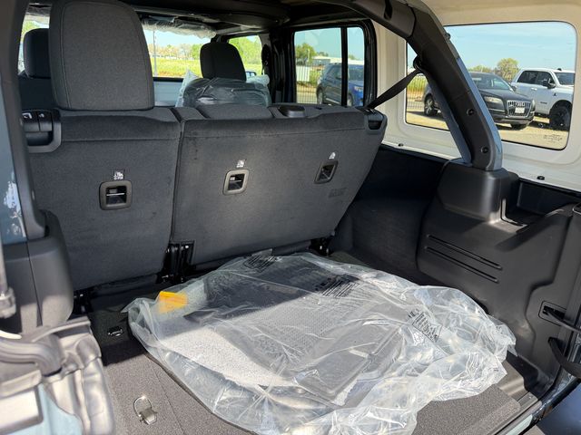 new 2026 Jeep Wrangler car, priced at $45,985