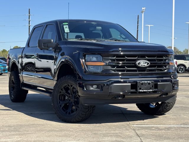 New 2026 Blue Ford XLT image 2