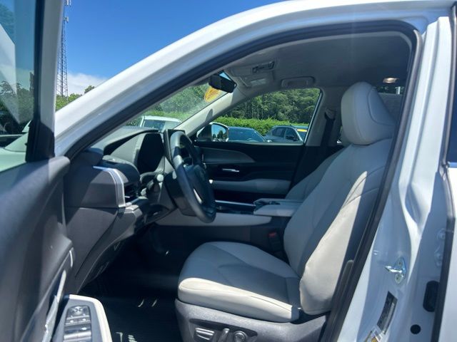 2026 Toyota Grand Highlander XLE - Photo 17