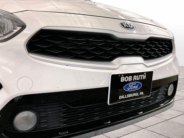2019 Kia Forte LXS White at Bob Ruth Ford