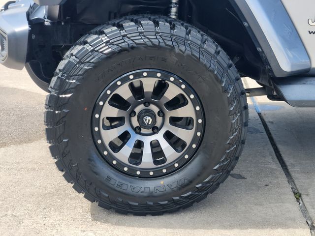 2018 Jeep Wrangler Unlimited Sahara Silver at Autostrade
