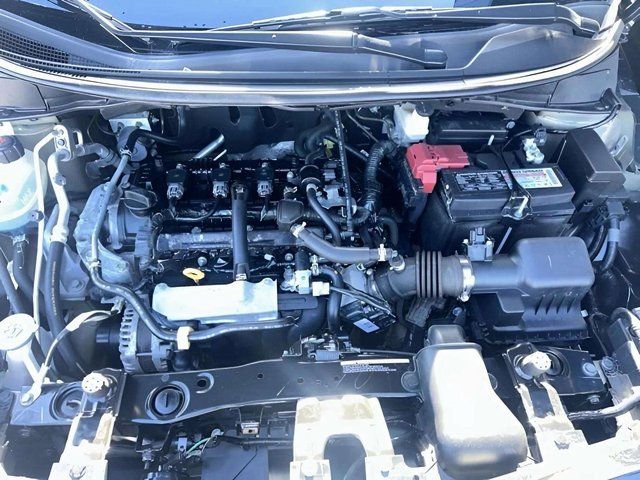 NissanVersa10