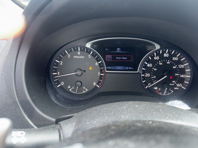 2017 Super Black Clearcoat Nissan Altima 2.5 SR FWD Sedan