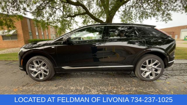 Used 2025 Cadillac OPTIQ Luxury 2 For Sale in Livonia, MI