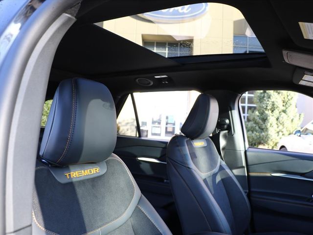 2026 Ford Explorer Tremor - Photo 8