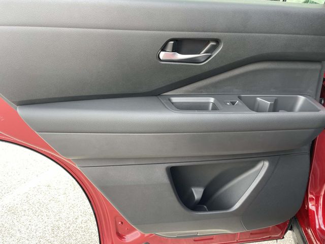 New 2026 Red Nissan SL image 11