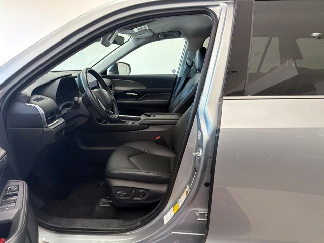 2025 Toyota Grand Highlander XLE Silver at Toyota of Victoria